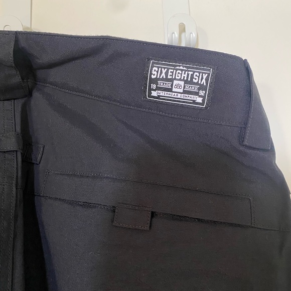 Men's 686 Standard Shell Pants - Picture 6 of 6